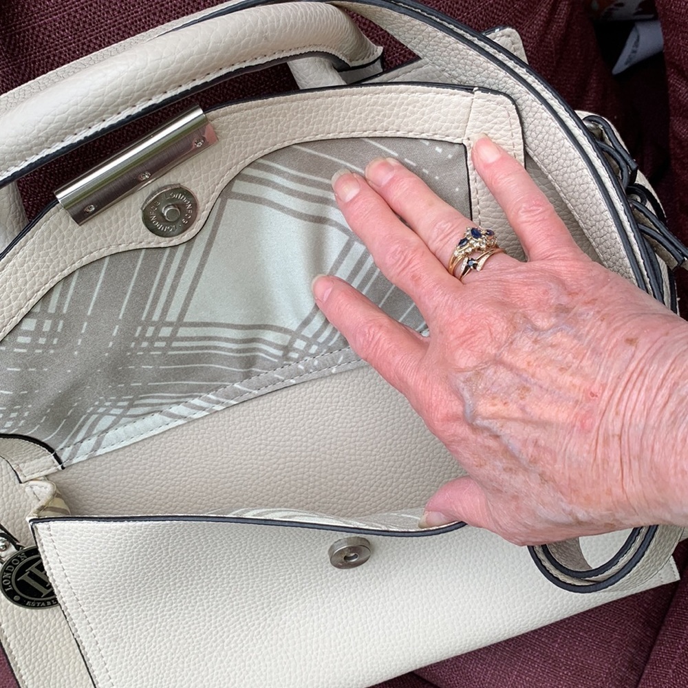 London Fog Andre SA Handbag/Shoulder Bag - Picture 7 of 16